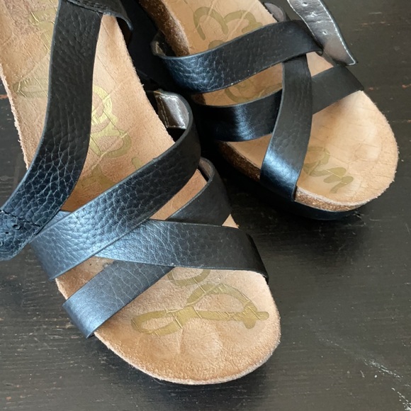 Sam Edelman Black Wedge Sandals Size 8 - Picture 3 of 5